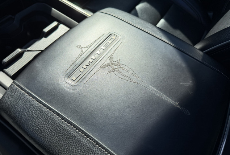 Dodge RAM 1500 CREW CAB 5.7 V8 LIMITED PACK SPORT 450ch / GPL-ETHANOL BVA8 / CARTE GRISE FRANCAISE