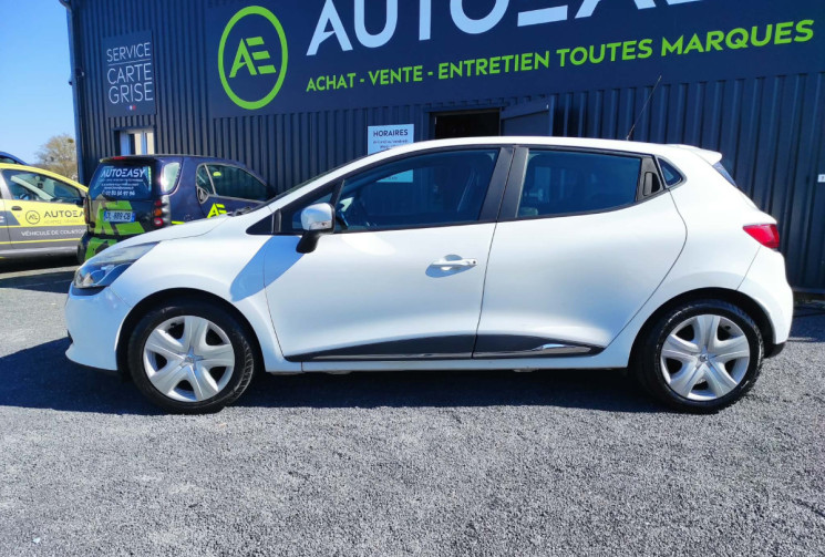 Renault Clio IV 0.9 TCE 90 ZEN GPS CLIM 100000 KMS