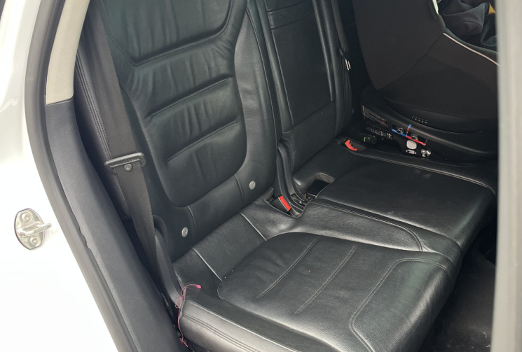 Volkswagen Touareg 3.0 V6 TDI R-Line Carat / 4Motion 4x4 / 204cv / Tiptronic 