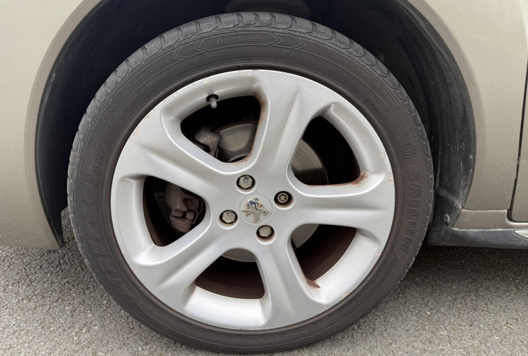 Peugeot 3008 1.6 THP 156 FELINE BVA6 / BOITIER ETHANOL