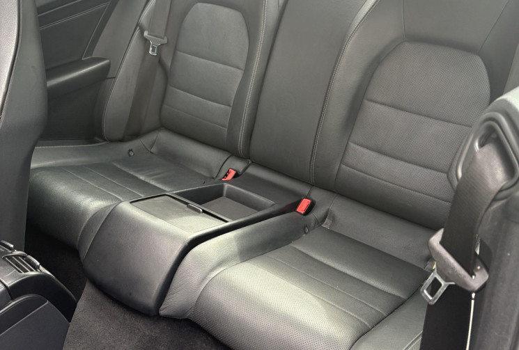 Mercedes Classe E Coupé ph2 220 CDI Avantgarde/Toit Ouvrant/7G-Tronic/Sièges chauffants/Camera 