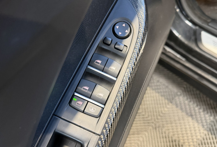 BMW M6 M6 GRAN COUPE V8 4.4 560 DKG7- Akrapovic / Pack carbone / HUD