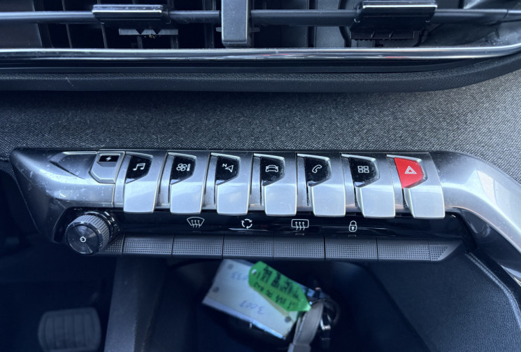 Peugeot 3008 1.6 PHEV e-EAT8 225 CH ALLURE PACK HYBRIDE