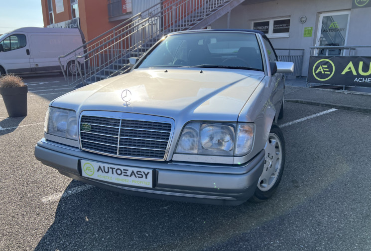 Mercedes CLASSE E CABRIOLET 320 E Cabriolet 220 ch  6 Cylindres en ligne / COLLECTION