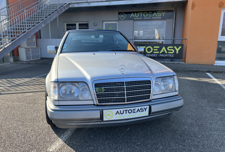 Mercedes CLASSE E CABRIOLET 320 E Cabriolet 220 ch  6 Cylindres en ligne / COLLECTION