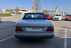 Mercedes CLASSE E CABRIOLET 320 E Cabriolet 220 ch  6 Cylindres en ligne / COLLECTION