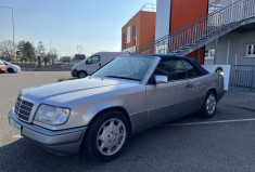 Mercedes CLASSE E CABRIOLET 320 E Cabriolet 220 ch  6 Cylindres en ligne / COLLECTION