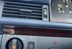 Mercedes CLASSE E CABRIOLET 320 E Cabriolet 220 ch  6 Cylindres en ligne / COLLECTION