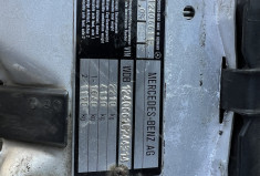 Mercedes CLASSE E CABRIOLET 320 E Cabriolet 220 ch  6 Cylindres en ligne / COLLECTION