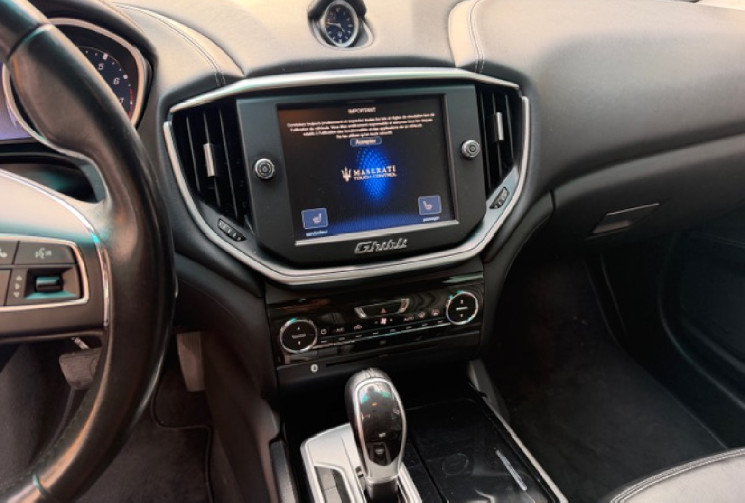 Maserati GHIBLI SQ4 3.0 V6 410 CV / HARMAN CARDON / GPS / TEL / XENON ADAPTATIF TURNER  