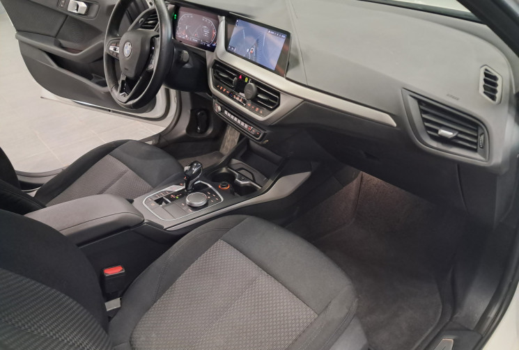 BMW Série 1 III (F40) 118iA 136 DKG7  -  