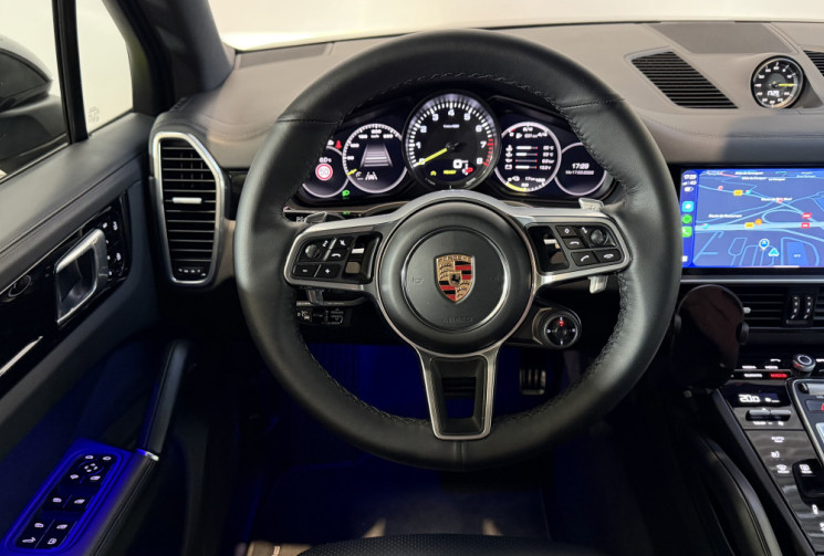 Porsche Cayenne  3.0 V6 462 e-HYBRID - Pack black / PDLS + / Bose / Porsche approved 24 mois 
