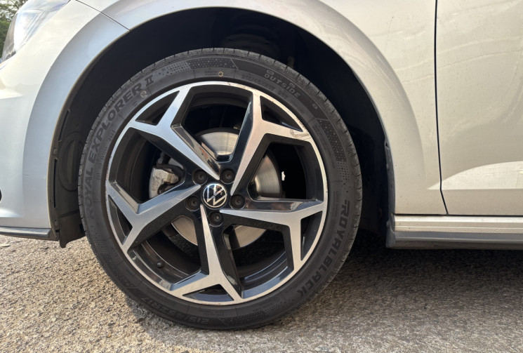 Volkswagen Polo  1.0 TSI R-LINE 110