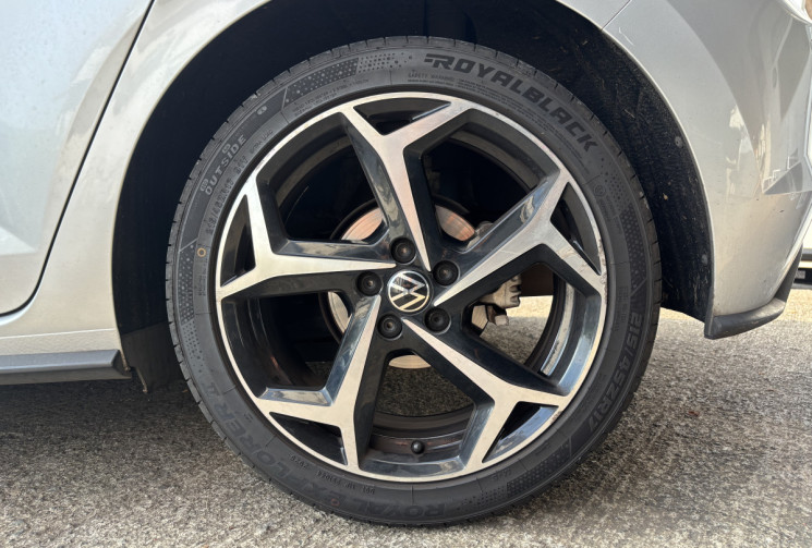 Volkswagen Polo  1.0 TSI R-LINE 110