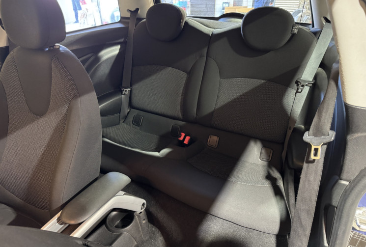 Mini Mini Cooper GARANTIE 1 ANS 1.6 i 16V 120cv