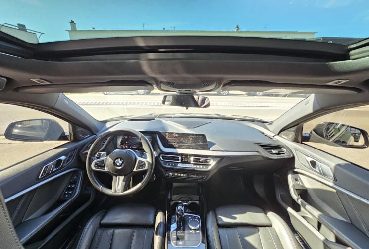 BMW Série 1 M135i xDrive 306 ch Sièges sport  Toit ouvrant pano Harman Kardon 
