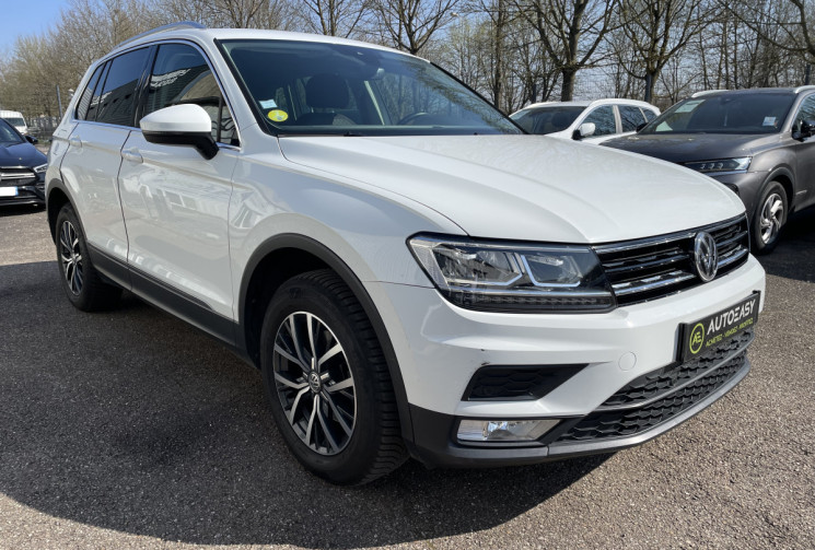 Volkswagen Tiguan 2.0 TDI 150 ch Confort Line 4 Motion *Attelage élec*Sièges Chauffants*Hayon elec
