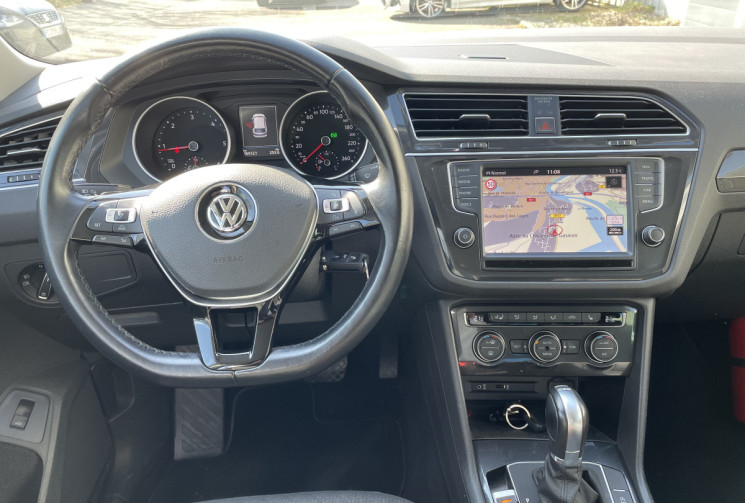 Volkswagen Tiguan 2.0 TDI 150 ch Confort Line 4 Motion *Attelage élec*Sièges Chauffants*Hayon elec