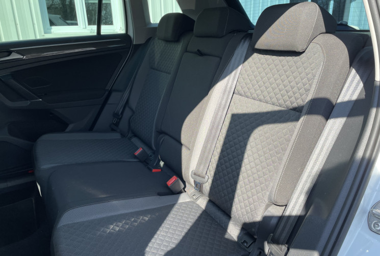 Volkswagen Tiguan 2.0 TDI 150 ch Confortline 4 Motion *Attelage élec*Sièges Chauffants*Hayon elec