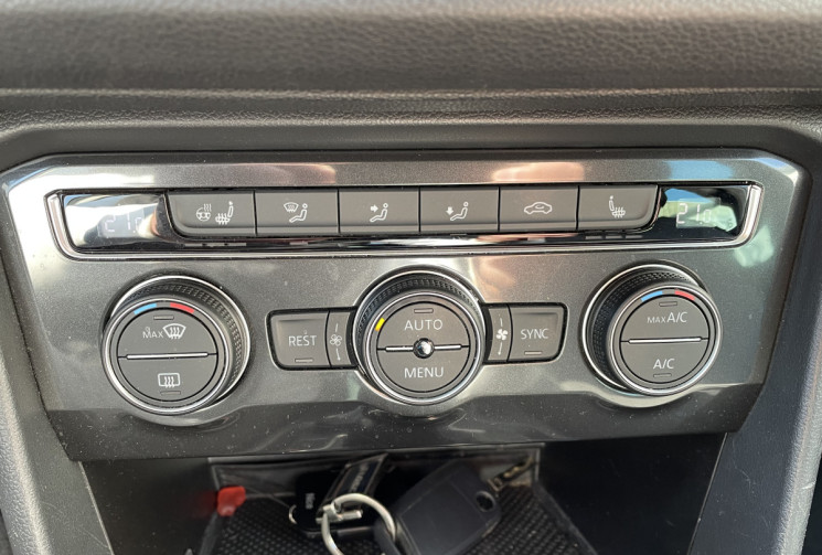 Volkswagen Tiguan 2.0 TDI 150 ch Confortline 4 Motion *Attelage élec*Sièges Chauffants*Hayon elec