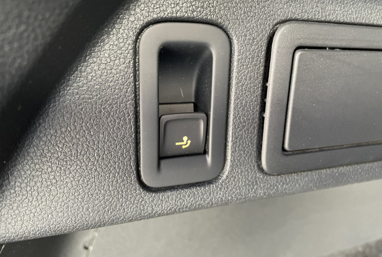 Volkswagen Tiguan 2.0 TDI 150 ch Confortline 4 Motion *Attelage élec*Sièges Chauffants*Hayon elec