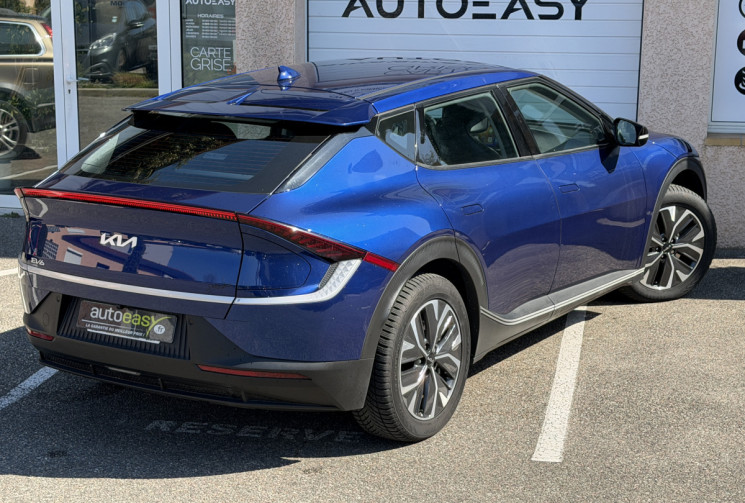 Kia EV6 325 ch Air Active 4WD / Suivi 100% KIA / Première main / TVA
