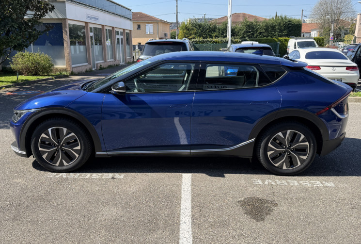 Kia EV6 325 ch Air Active 4WD / Suivi 100% KIA / Première main / TVA