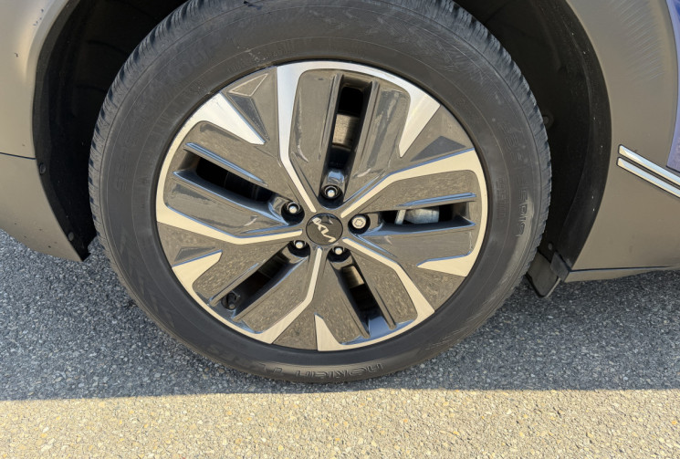 Kia EV6 325 ch Air Active 4WD SOH 100% / Suivi 100% KIA / Première main / TVA