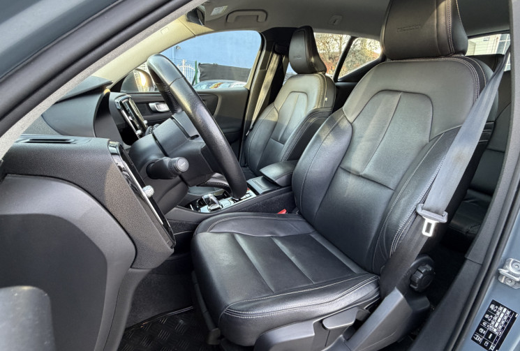 Volvo XC40 D3 150 Ch INSCRIPTION GEARTRONIC 8 * GARANTIE 57 MOIS * CARPLAY * LED