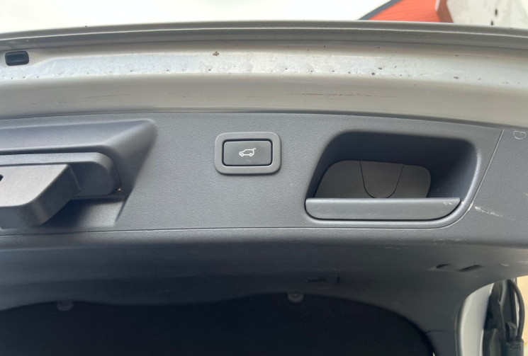 Jaguar E-Pace  Phase 2 D200 2.0 D 16V Mild Hybrid AWD 204 cv R-DYNAMIC