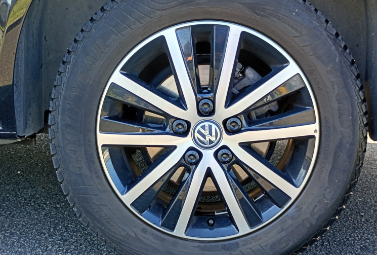 Volkswagen Multivan 2.0 TDI 204 7 Places DSG7 Carat Edition avec Attelage