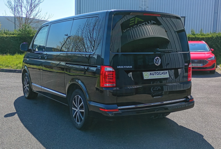 Volkswagen Multivan 2.0 TDI 204 7 Places DSG7 Carat Edition avec Attelage