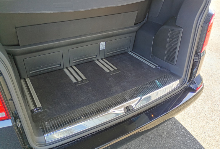 Volkswagen Multivan 2.0 TDI 204 7 Places DSG7 Carat Edition avec Attelage