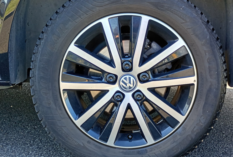 Volkswagen Multivan 2.0 TDI 204 7 Places DSG7 Carat Edition avec Attelage