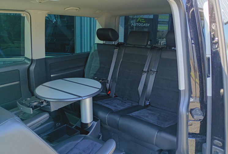 Volkswagen Multivan 2.0 TDI 204 7 Places DSG7 Carat Edition avec Attelage