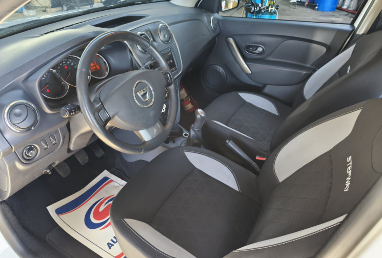 Dacia Sandero STEPWAY 0.9 TCE 90 CH PRESTIGE 1ERE MAIN