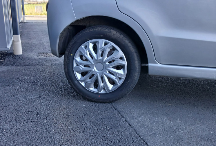 Nissan PIXO 1.0 i 12V 68 cv ACENTA