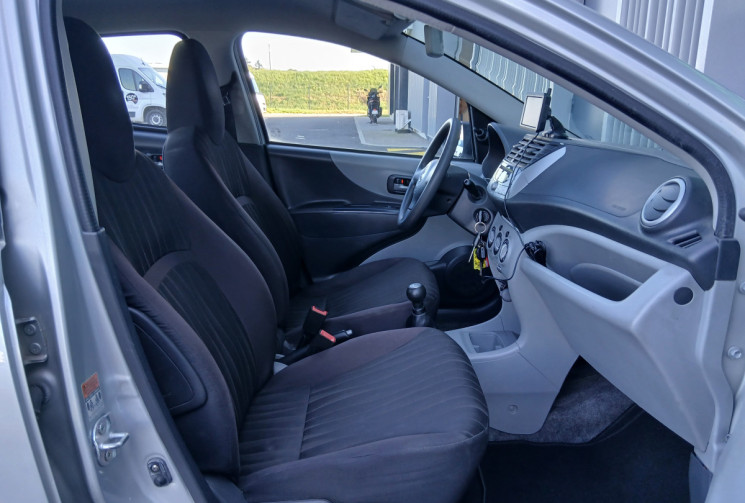 Nissan PIXO 1.0 i 12V 68 cv ACENTA / CLIM