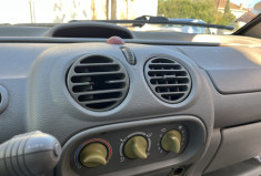 Renault Twingo 1.2 60ch// GARANTIE 6 MOIS // Peinture Complète Saumon + Toit noir // Jantes Clio 16S