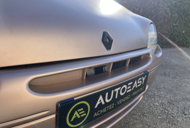 Renault Twingo 1.2 60ch// GARANTIE 6 MOIS // Peinture Complète Saumon + Toit noir // Jantes Clio 16S