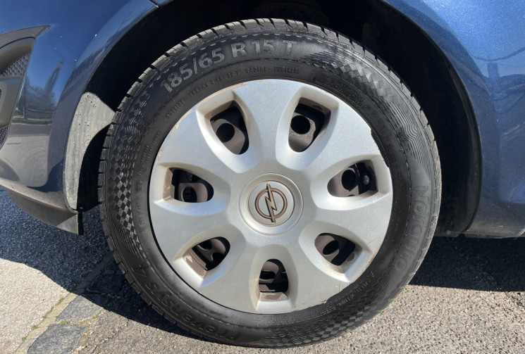 Opel Corsa D 3 portes Phase 2 1.3 CDTI  ecoFLEX 75 cv