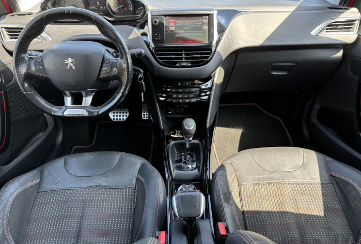 Peugeot 2008 1.2 THP 110 GT LINE