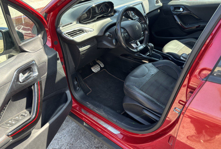 Peugeot 2008 1.2 THP 110 GT LINE