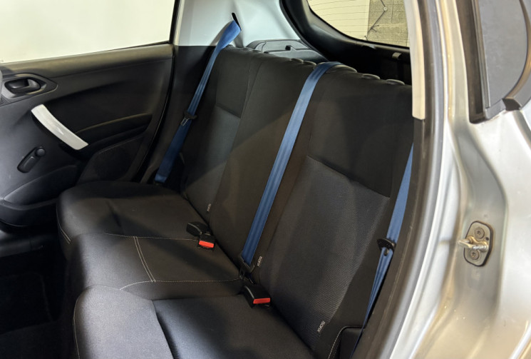 Peugeot 208 1.2 PureTech 68ch Like 5P