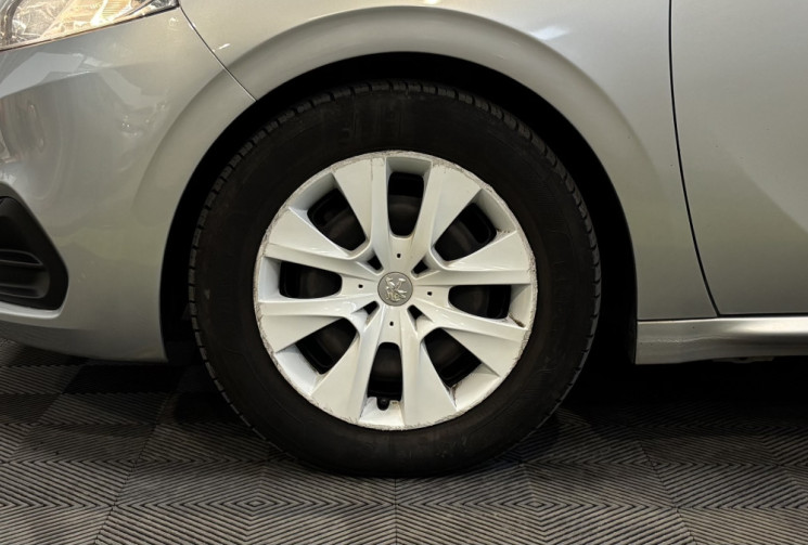 Peugeot 208 1.2 PureTech 68ch Like 5P