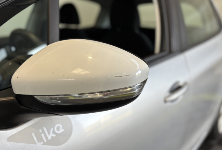 Peugeot 208 1.2 68ch Like - Distribution neuve 