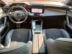Peugeot 408 136ch e-DCS6 / GT 