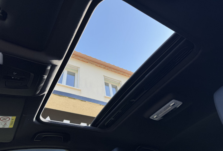 BMW Série 1 M140i Xdrive 3.0i 340 LCI2 / Toit ouvrant / Carplay / Camera / Harman Kardon / 