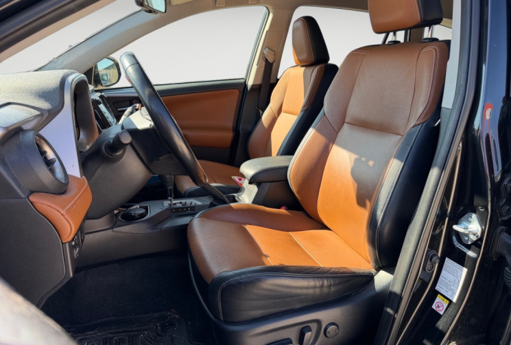 Toyota RAV4 2.5 HYBRID 197 CH LOUNGE 2WD