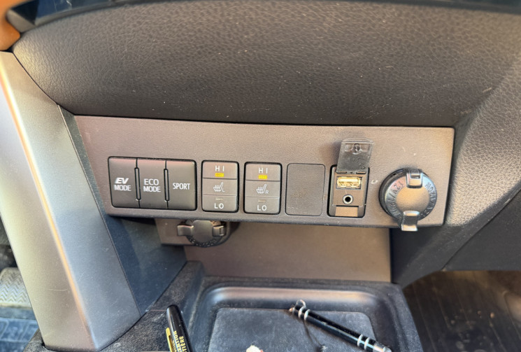 Toyota RAV4 2.5 HYBRID 197 CH LOUNGE 2WD